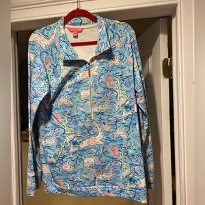 Lilly Pulitzer ECU Bali Blue Lilly Loves Cape Cod popover, size L